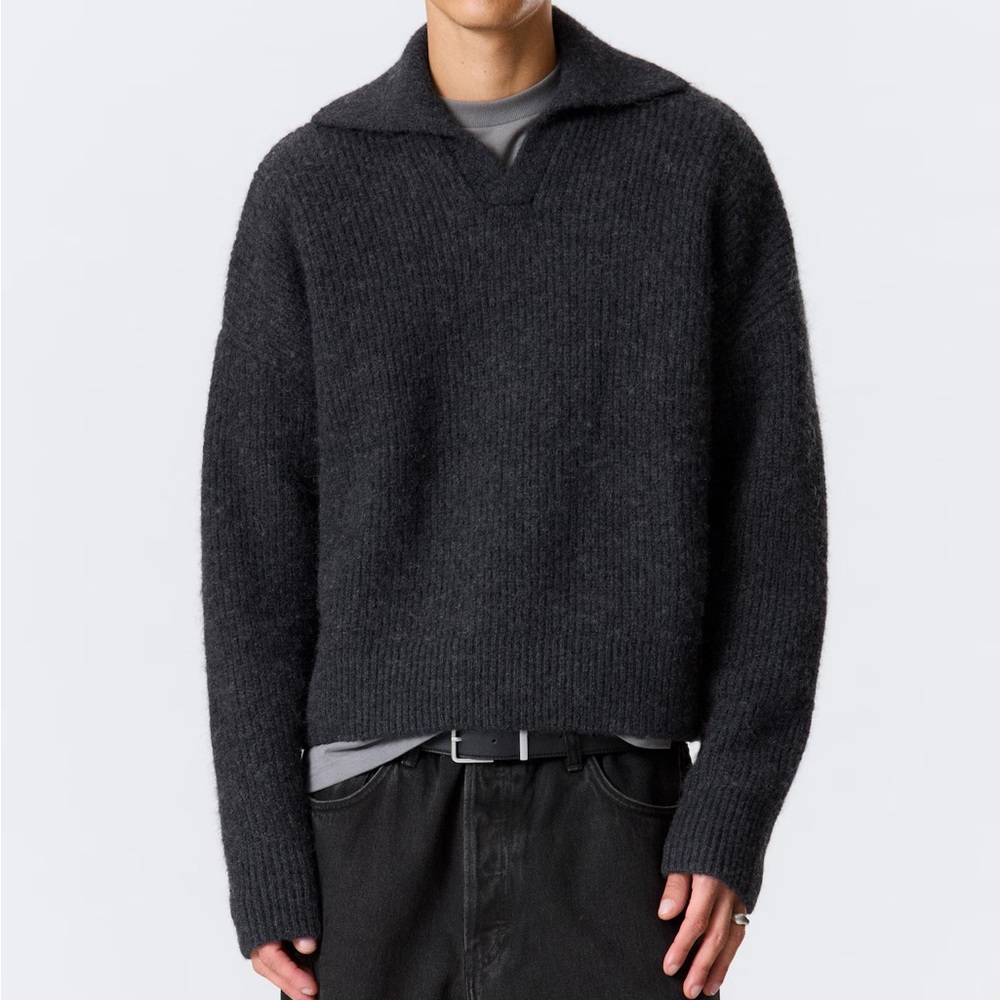 Weekday KNITTED WOOL-BLEND POLO SWEATER